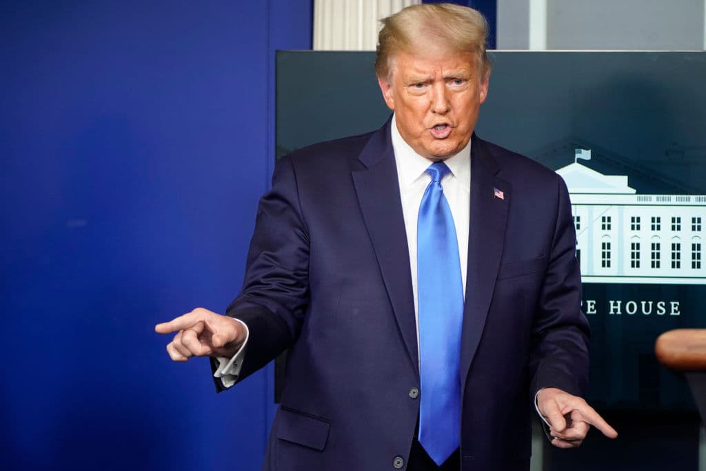 Trump se niega a responder si se comprometerá a una transición pacífica del poder tras las elecciones