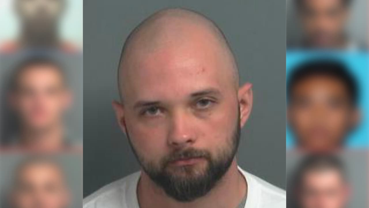 William Hunter Sanford, 28 años. Enfrenta cargos de actos de indecencia en contra de un menor de edad. La última vez que se le vio fue en la calle Majestic Drive en el condado Montgomery.