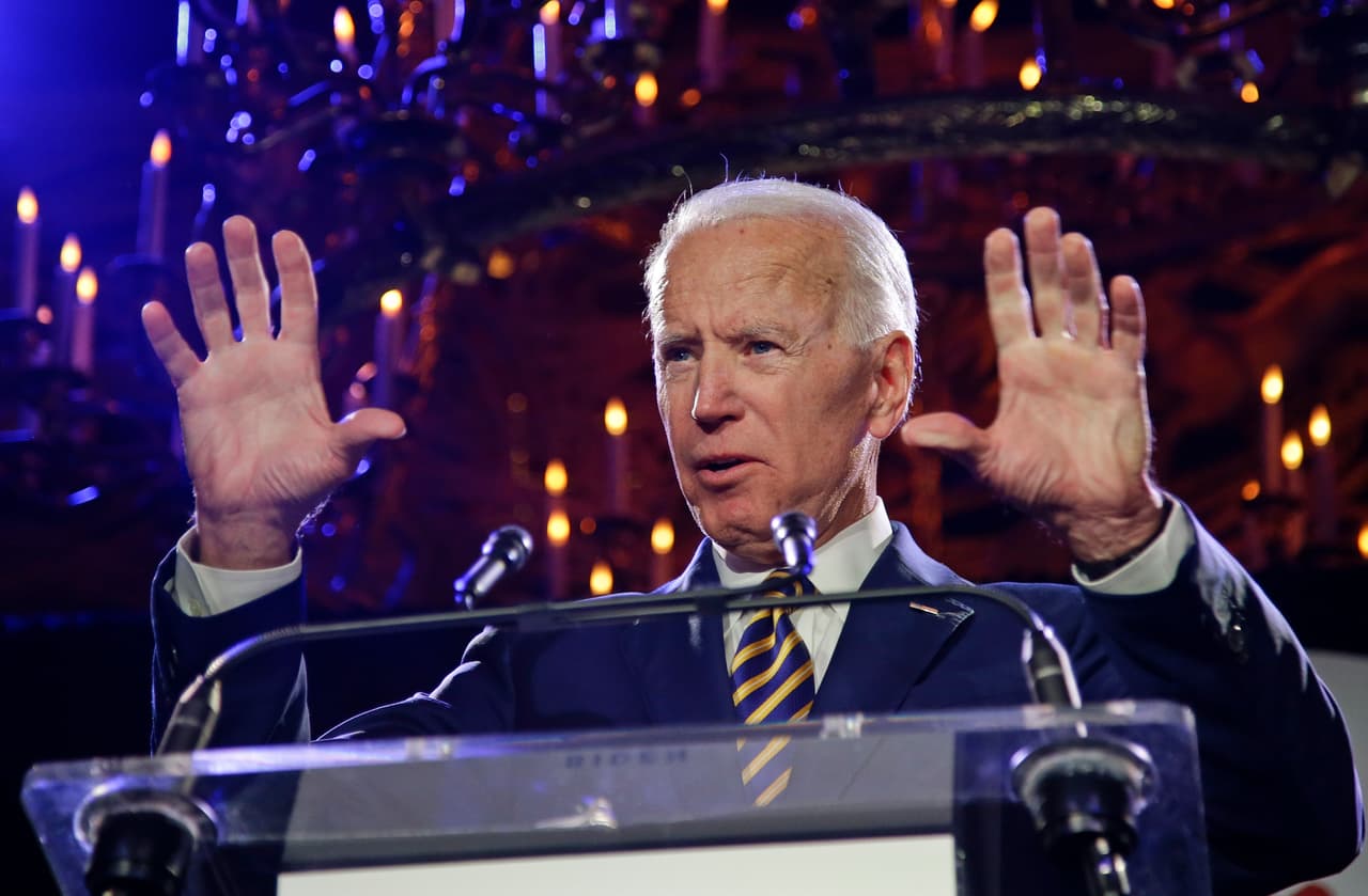 ¿Están los latinos entusiasmados con Biden? La campaña del demócrata debería estar preocupada