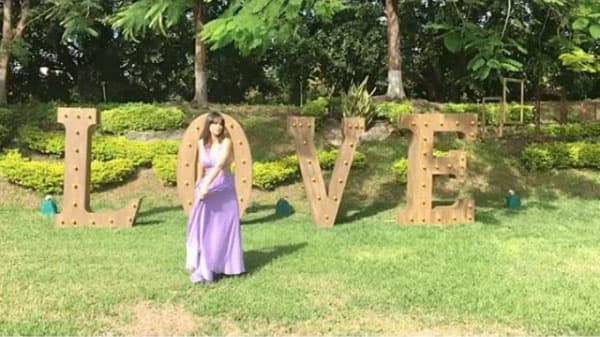 Fabiola Guajardo se tomó foto en el letrero de 'LOVE', ¿será que está enamorada?