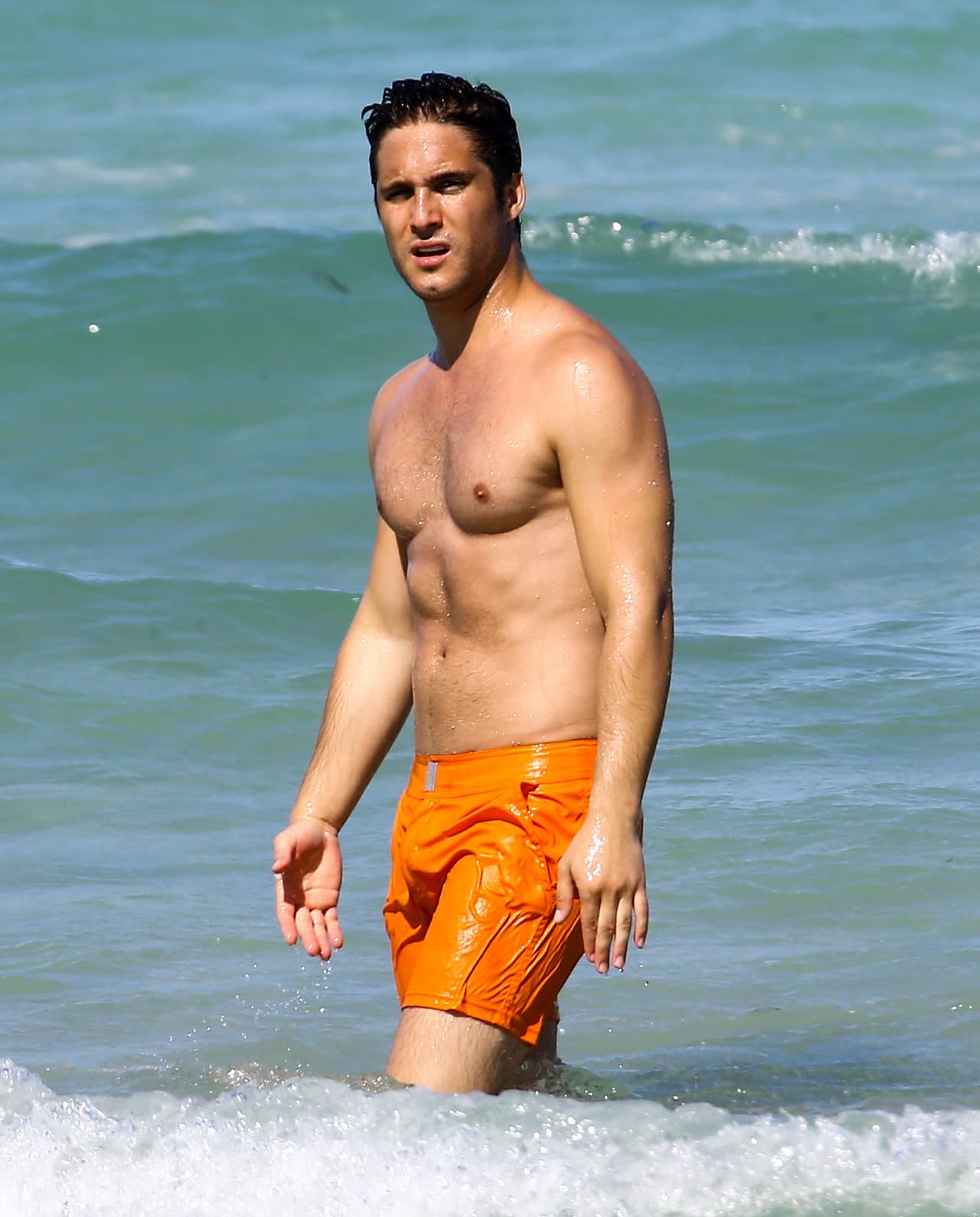 Uff! Ojalá que este bombón no se derrita.