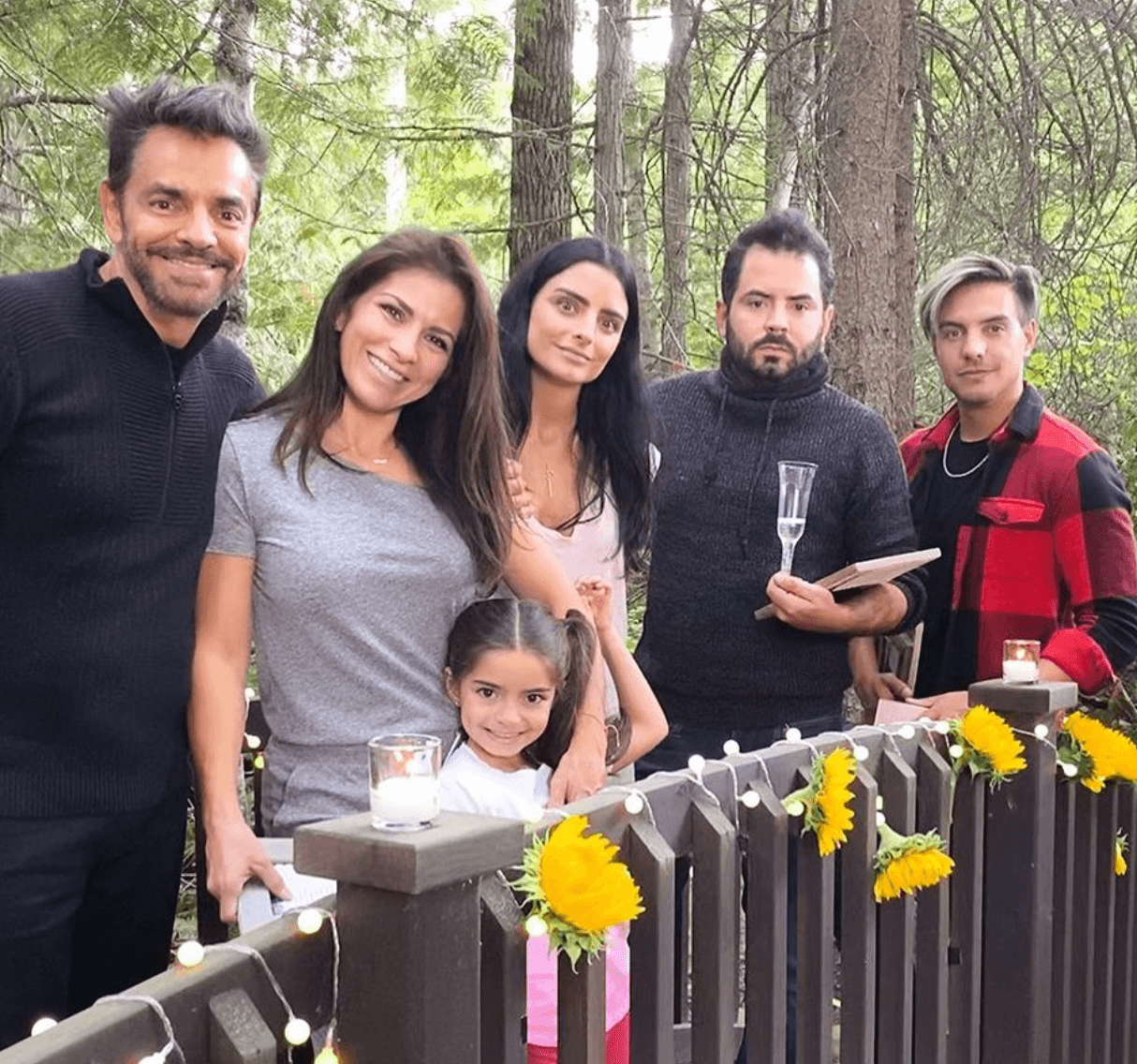 Dos años más tarde le dieron la bienvenida a su hija Aitana, que es idéntica a sus medios hermanos, Aislin, Vadhir y José Eduardo Derbez.