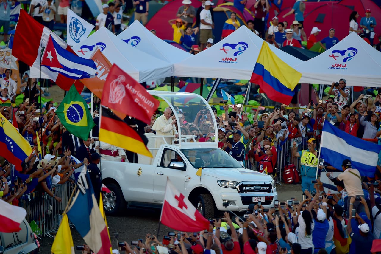 Esta unidad fue utilizada durante la visita del Papa Francisco a Panamá, específicamente para la Jornada Mundial de la Juventud llevada a cabo en Ciudad de Panamá en enero de 2019.
