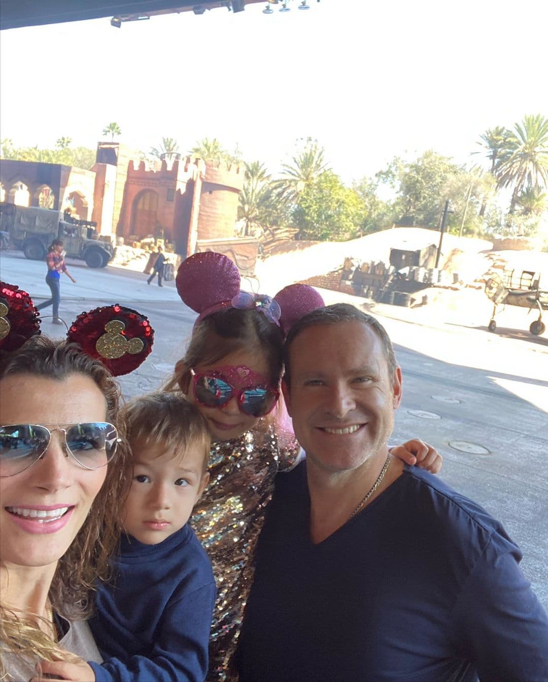 Michelle, de 4 años, y Liam, de 2 años, adoraron pasar tiempo con sus papás