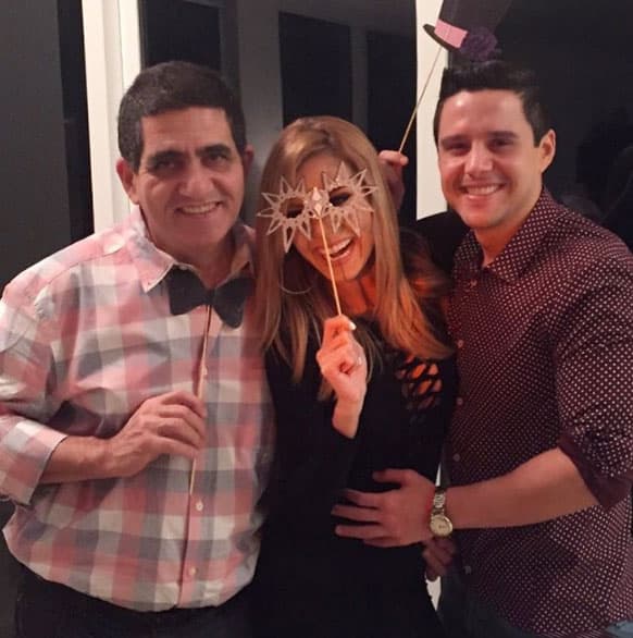 La familia de Alejandro Chabán es muy unida y divertida.