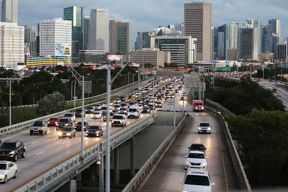 Hay 2000 pruebas disponibles para los adultos mayores de la ciudad de Miami.