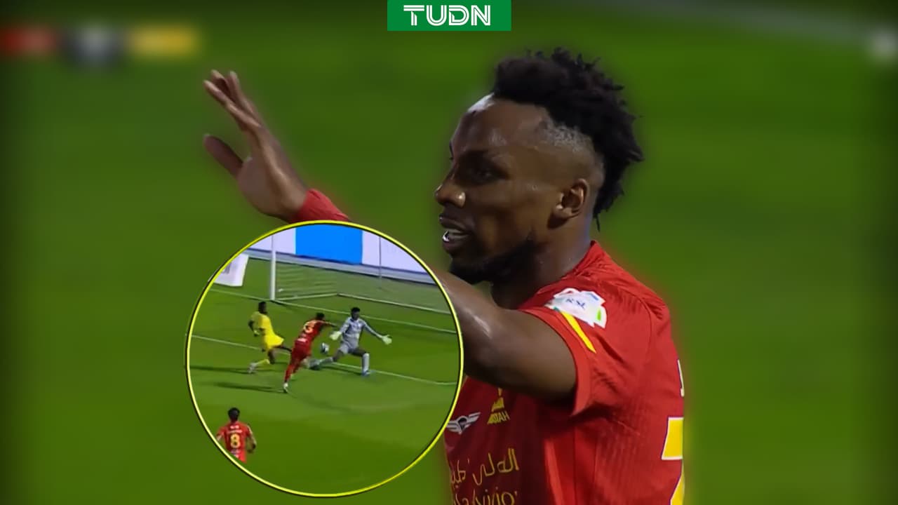 Julián Quiñones anota gol y asiste en el triunfo del Al-Qadisiya