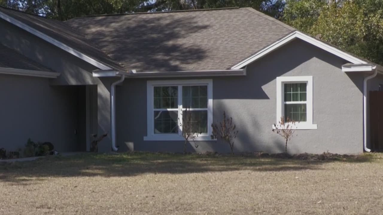 Familia hispana muere por presunta intoxicación en su casa de Marion; recién se habían mudado