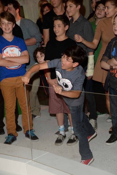 El divertido Yoshi ofreció una fiesta súper divertida que llenó de color el día mientra decoraban el gigantesco huevo ícono del nuevo juego del personaje. ¡Así bautizaron el videojuego!