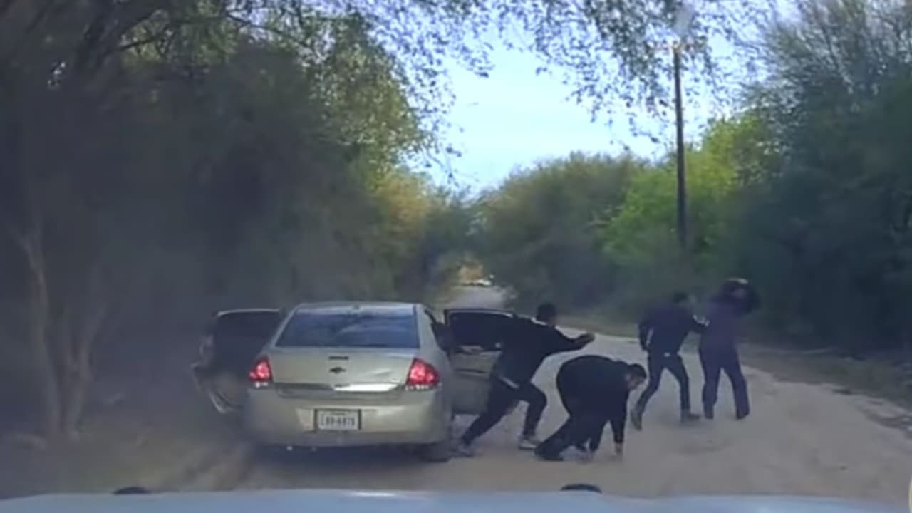 Un adolescente de 15 años desata persecución cuando transportaba a 7 inmigrantes