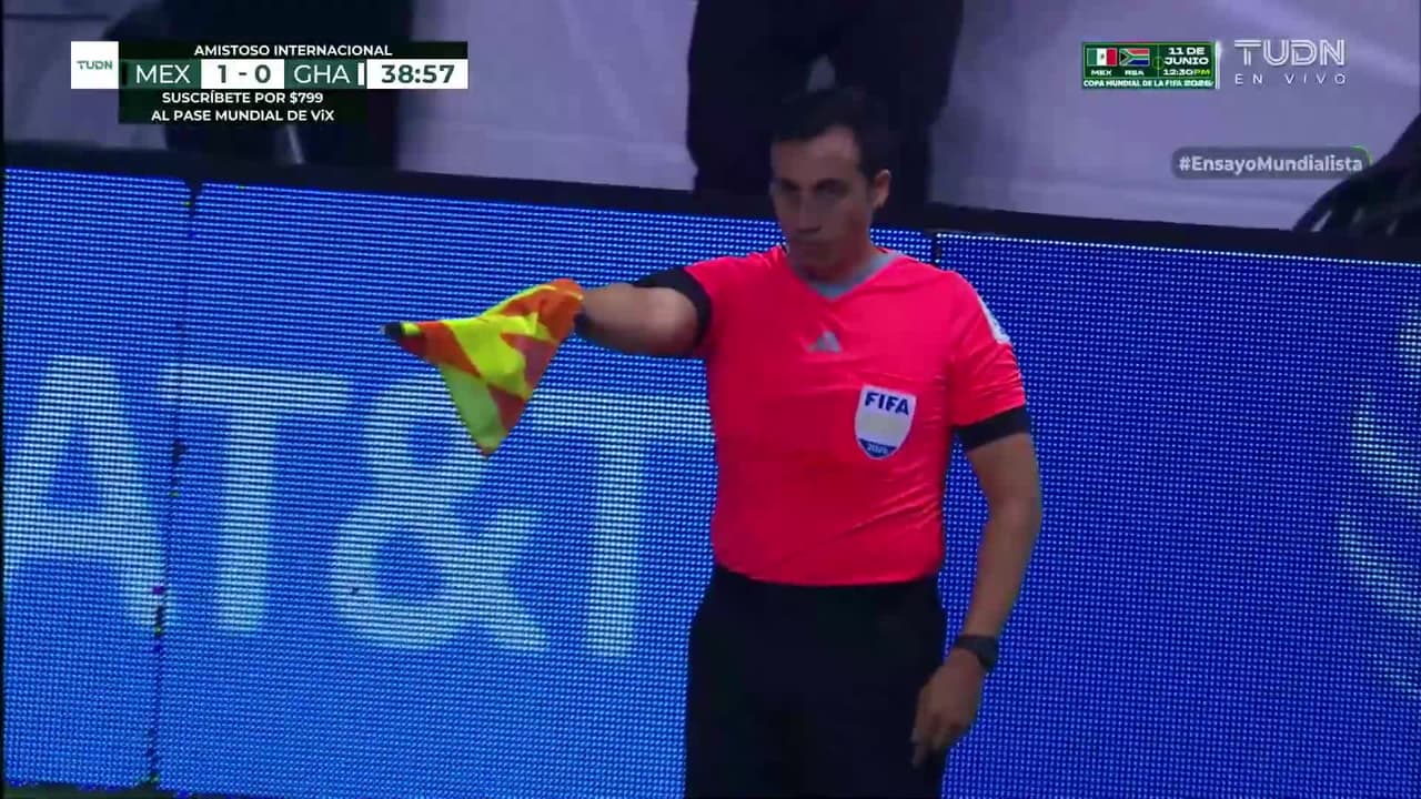 ¡GOLAZO DE VEGA... ANULADO POR FUERA DE JUEGO! Alexis había sacado un TREMENDO CABEZAZO pero estaba adelantado