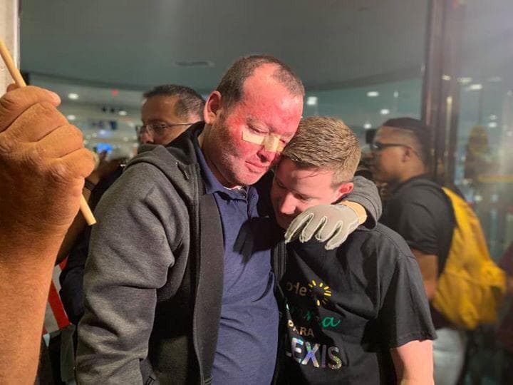 Alexis Hernández llega a Puerto Rico tras recibir tratamiento médico en San Antonio