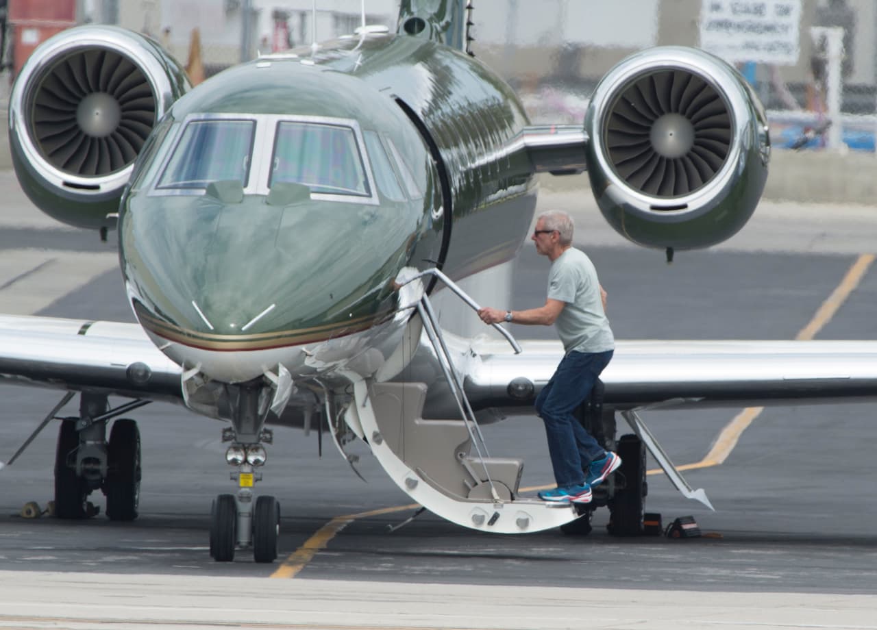 ¡No hay duda de que es todo un valiente fortachón!