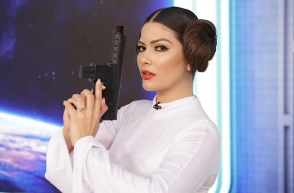 La Princes Leia en la fiesta de Halloween de Despierta América.