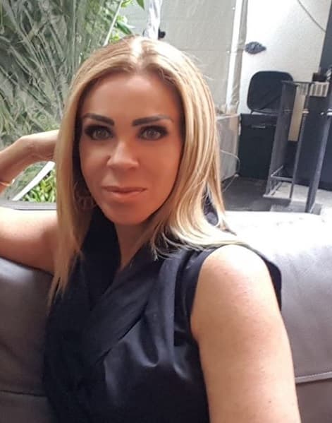 A raíz de la muerte de Daniela, quien falleció después de padecer
<b><a href="https://www.univision.com/noticias/enfermedad/que-es-el-lupus-y-por-que-puede-causar-depresion-a-proposito-de-selena-gomez" target="_blank">lupus eritomatoso sistémico</a></b> por 20 años, la conductora de 56 años dijo que se siente preparada para su propia muerte.
<br>