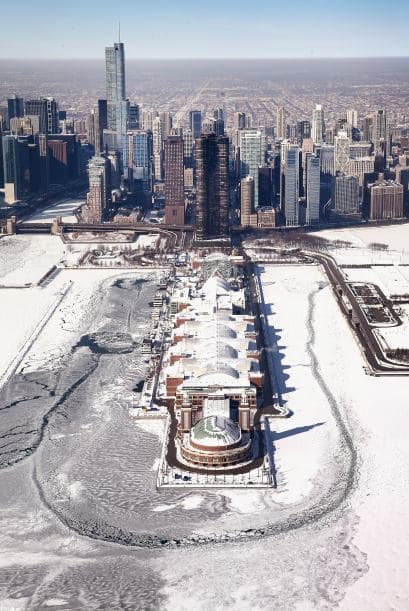Este invierno frío, intenso y prolongado ha causado el congelamiento de más del 88% de las aguas de los Grandes Lagos en el Medio Oeste acercandóse a la cifra récord de 95% alcanzada en febrero del 1979.¡Recorre las hermosas imágenes!