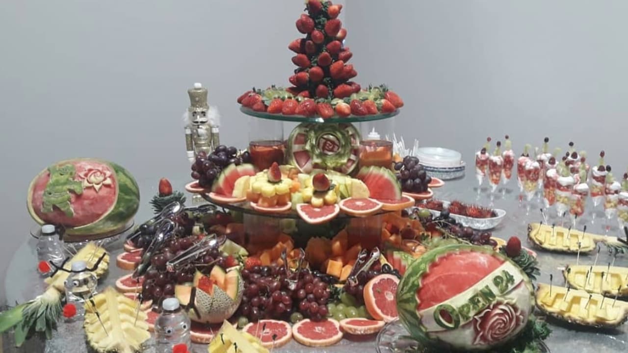 Yumaira Dunn es la propietaria de una empresa de decoración de frutas en Houston, Texas.