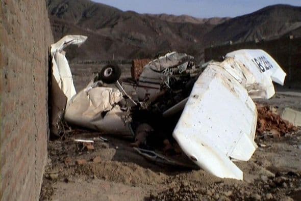 Al menos 22 personas murieron y otras 39 resultaron heridas el viernes cuando el autobús en el que viajaban se precipitó en un abismo en el centro de Perú.