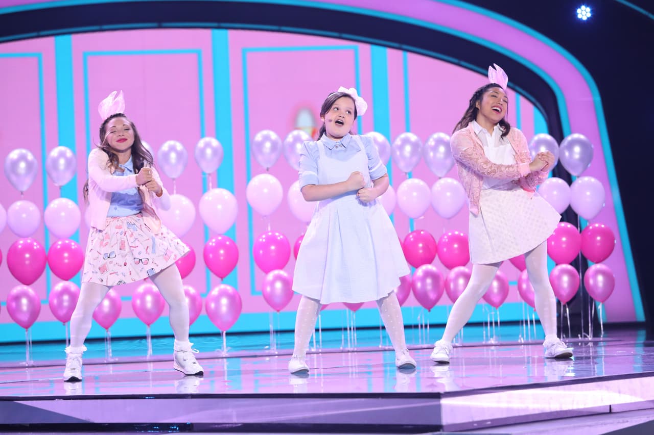 Nathaly sorprendió a los jueces con un lip sync de 'All about that bass', donde bailó, se divirtió e inspiró a otros niños y niñas. 
<b><a href="http://www.univision.com/shows/pequenos-gigantes/nathaly-preparo-un-lip-sync-con-un-mensaje-de-aceptacion-para-todo-tipo-de-cuerpos-video" target="_blank">Checa su presentación</a></b>