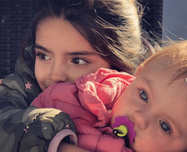 Durante el reality ‘De viaje con los Derbez’, Aitana y Kailani protagonizaron emotivos momentos que no pasaron desapercibidos para la familia. 
<br>