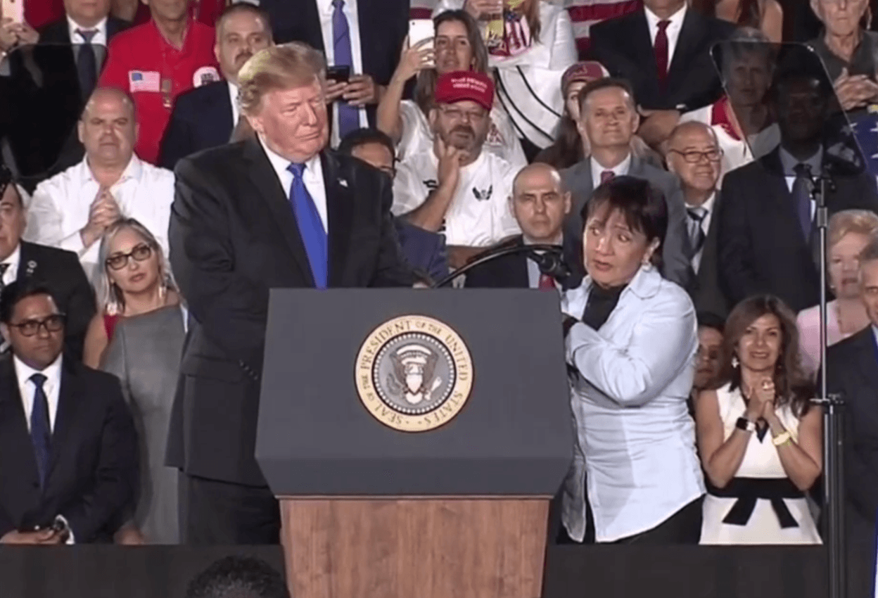 Pérez intervino en el discurso de Trump invitada por el presidente.