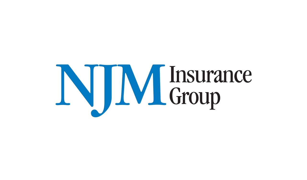 <h3 class="cms-H3-H3"><b>NJM Insurance</b></h3>
<br>
<ul>
<li>Continuación de cobertura hasta el 30 de abril, 2020 (o posterior según las indicaciones del estado en donde resida) para quienes no tengan la capacidad de hacer pagos.<b> </b></li>
<li>Planes especiales de pago (recomienda ponerse en contacto para analizar las opciones de cada caso)<b> </b></li>
</ul>
<br>Para más información, visita la página
<a href="https://www.njm.com/covid"><u>https://www.njm.com/covid</u></a>
<b> </b>o llama al 1-800-232-6600.