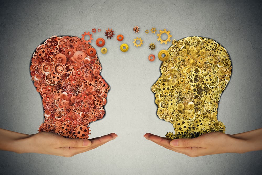 Expresado en pocas palabras, la 
<b><i><u><a href="https://www.univision.com/horoscopos/existe-telepatia-fotos">telepatía</a></u></i></b> es el proceso mediante el cual dos personas se pueden comunicar a través del pensamiento y es uno de los temas más fascinantes que estudia la Parapsicología.