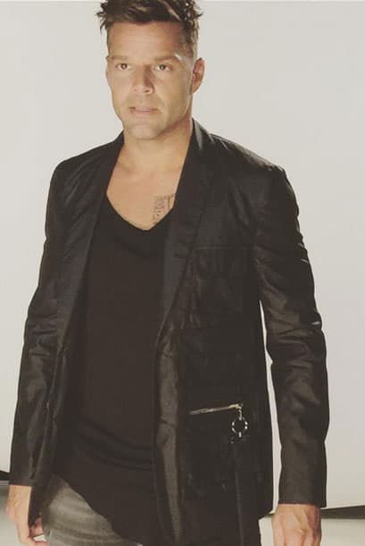 "Me gusta mantener una conversación, mirar a los ojos de una persona y descubrir su sentido del humor. No digo que necesite que sea un adonis, pero sí que haya una conexión", concluyó.