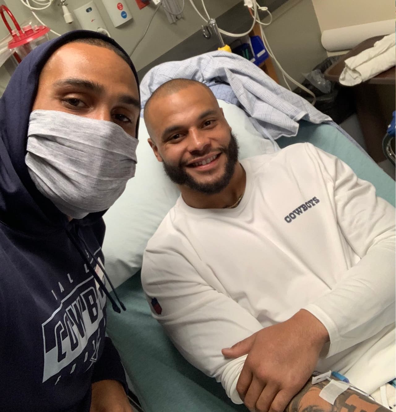 Dak Prescott volverá hasta la temporada 2021 a la NFL por su fractura de tobillo.