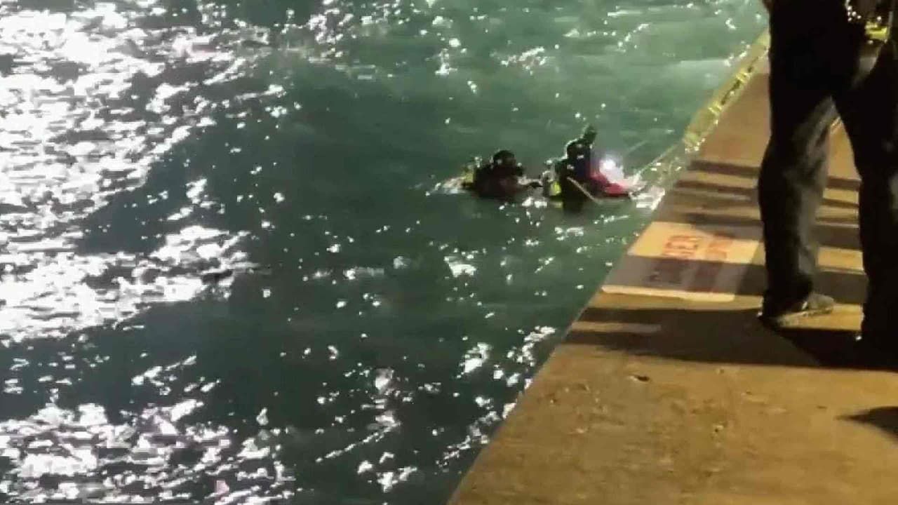 Muere uno de los tres hombres rescatados en la playa de la calle 31 en Chicago