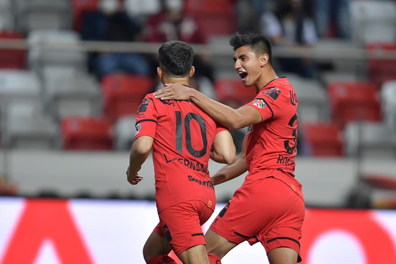 Toluca vino dos veces de atrás para rescatar el empate ante Rayados gracias a un doblete de Leo Fernández; Maxi Meza y Joel Campbell le habían dado la ventaja a los visitantes.