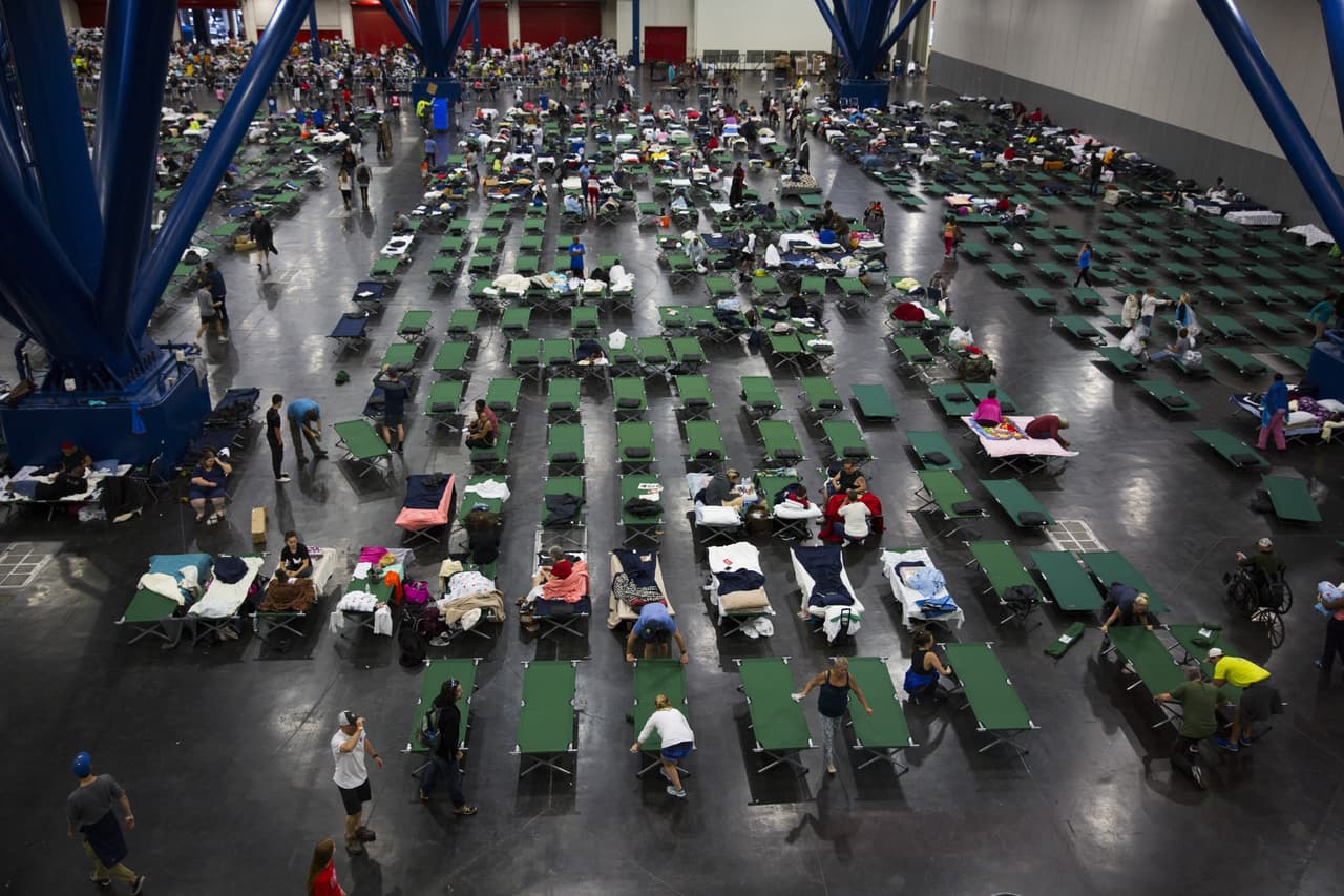 Abren nuevo centro de evacuación en Sacramento y ofrecen transporte gratuito