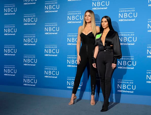 En diciembre pasado, envió a su hija Chicago, a casa de su tía Khloe, en Cleveland, para evitar que se contagiara del
<b> <a href="https://www.univision.com/entretenimiento/kim-kardashian-y-kanye-west-acuden-de-emergencia-al-hospital">virus de gripe</a> </b>que no podía erradicar de su mansión.