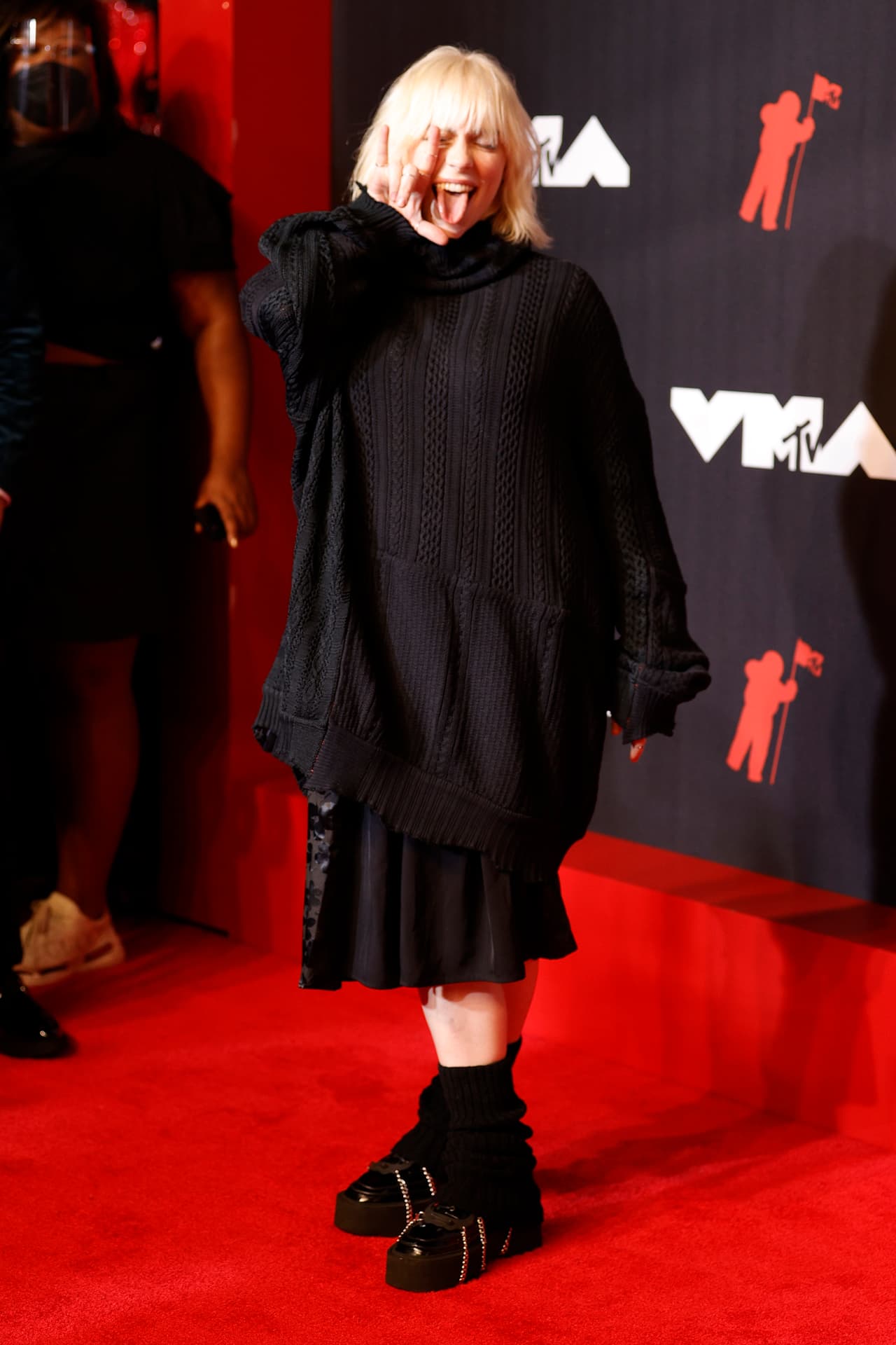 Billie Eilish volvió a dejar en claro su estilo desenfadado.