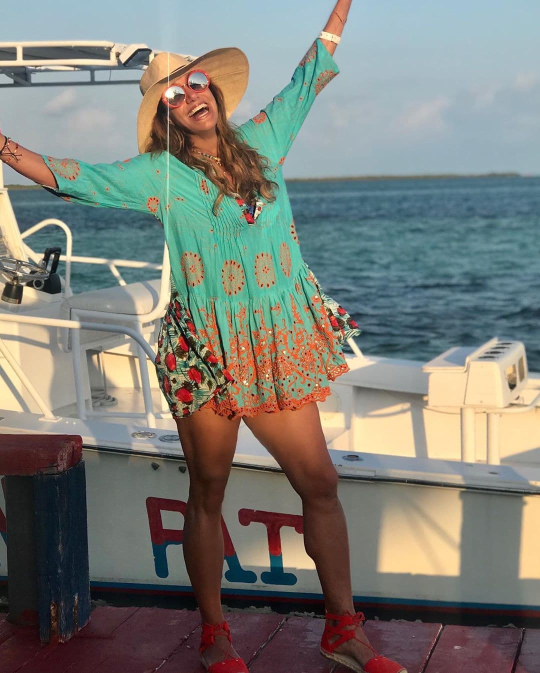 La Flaca encontró en Las Bahamas un paraíso para disfrutar de sus pequeñas vacaciones acompañada por algunos de sus seres queridos.