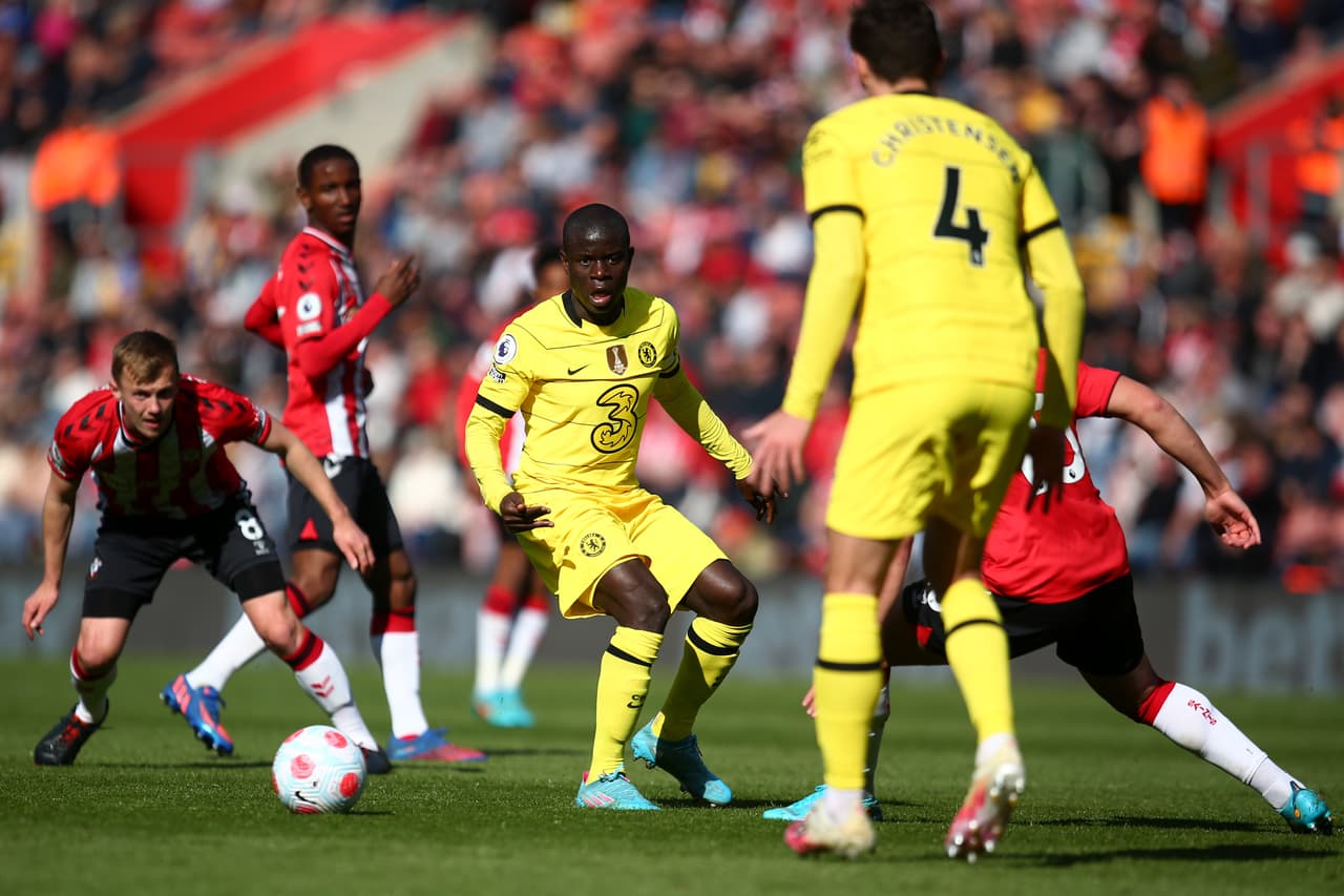 Chelsea aplastó 0-6 al Southampton.