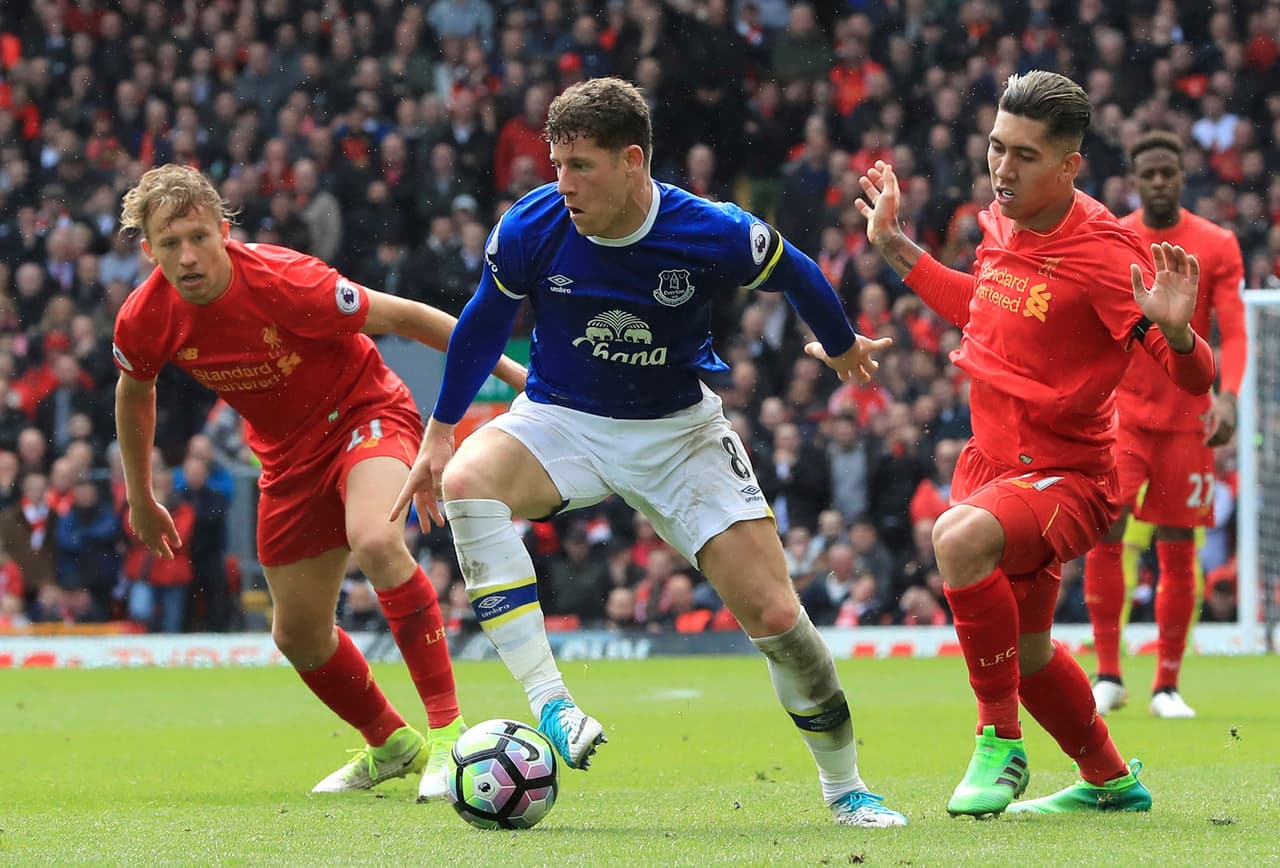 Para Ross Barkley, del Everton, parece que ha llegado el momento de dar el salto a un mejor equipo en Inglaterra. Es por eso que Arsenal y Tottenham ya comienzan a hacer gestiones por él.