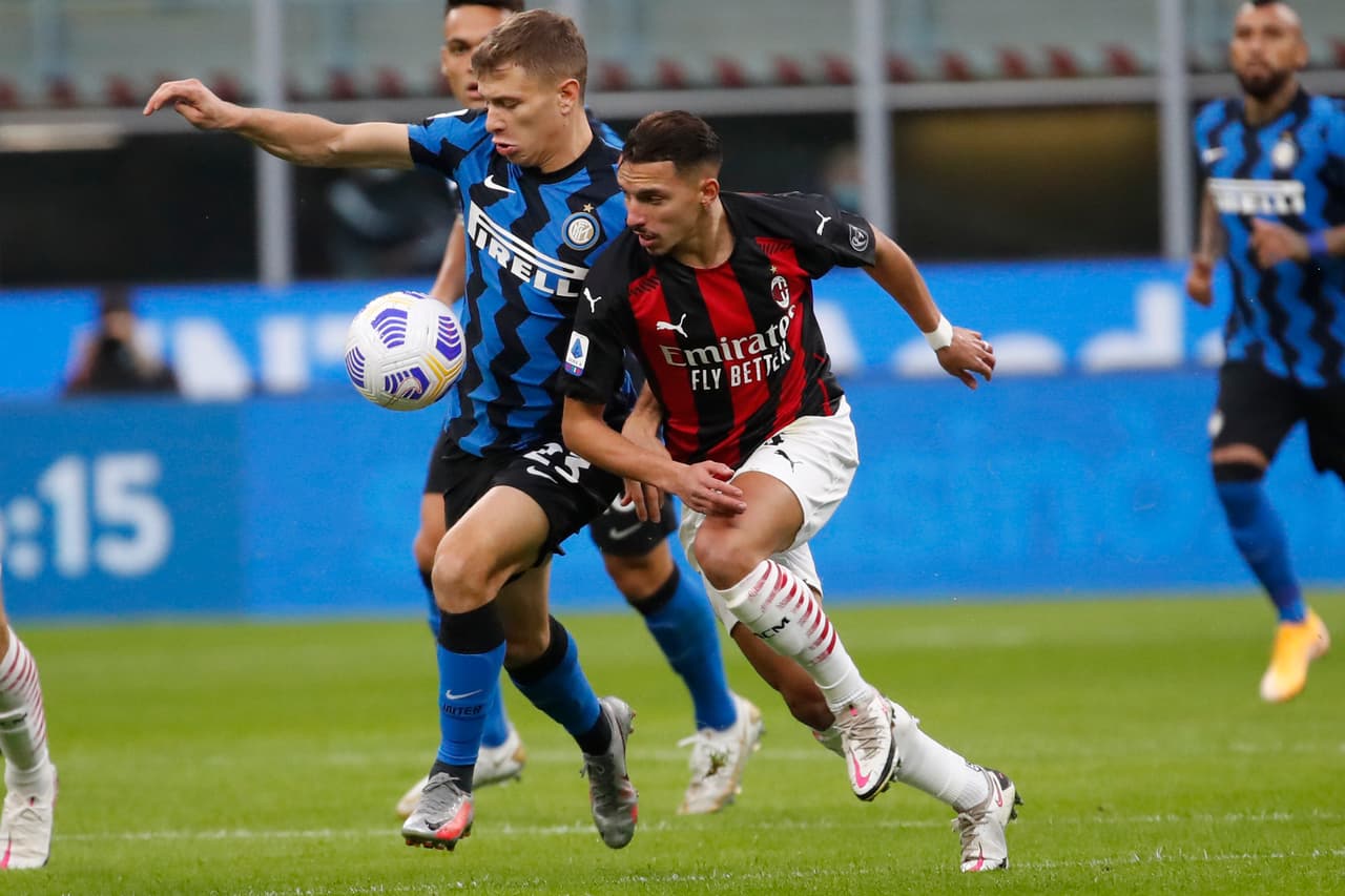 El primer gol de Zlatan (13’, 16’) fue cobrando un penal que atajaba Handanovic, pero el sueco la metió en un segundo toque; el segundo fue de una espectacular volea. Lukaku (29’) descontó por el Inter. Milan se medirá al Celtic en la Europa League y el Inter enfrentará al Mönchengladbach en la Champions.