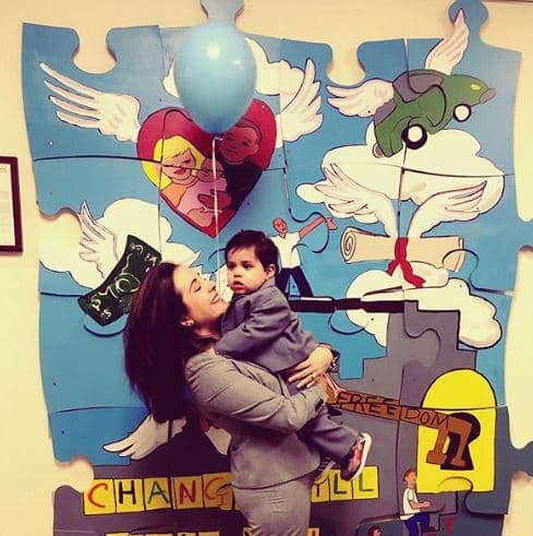 A través de Instagram, el pasado 19 de febrero la actriz compartió esta imagen y al pie de la misma escribió: "Bienvenido amor de mi vida, mi pequeñito Mateo, ¡una bendición del cielo! Ahora sí ya formalmente en la corte".