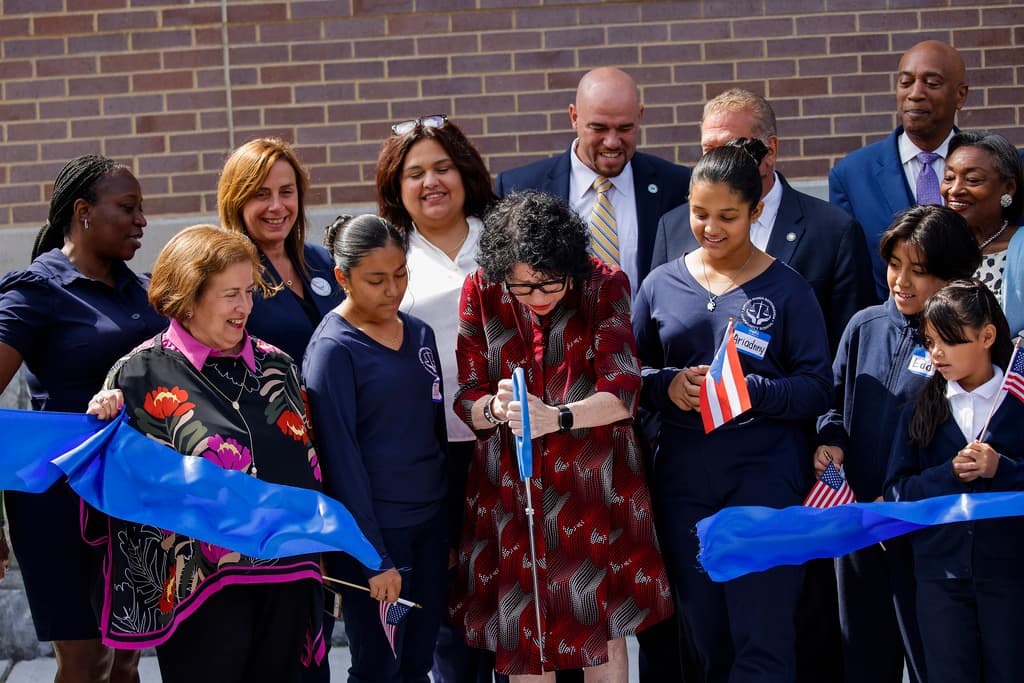 Cómo es la escuela Sonia Sotomayor en Nueva York y qué la hace distinta, como la jueza de la Corte Suprema