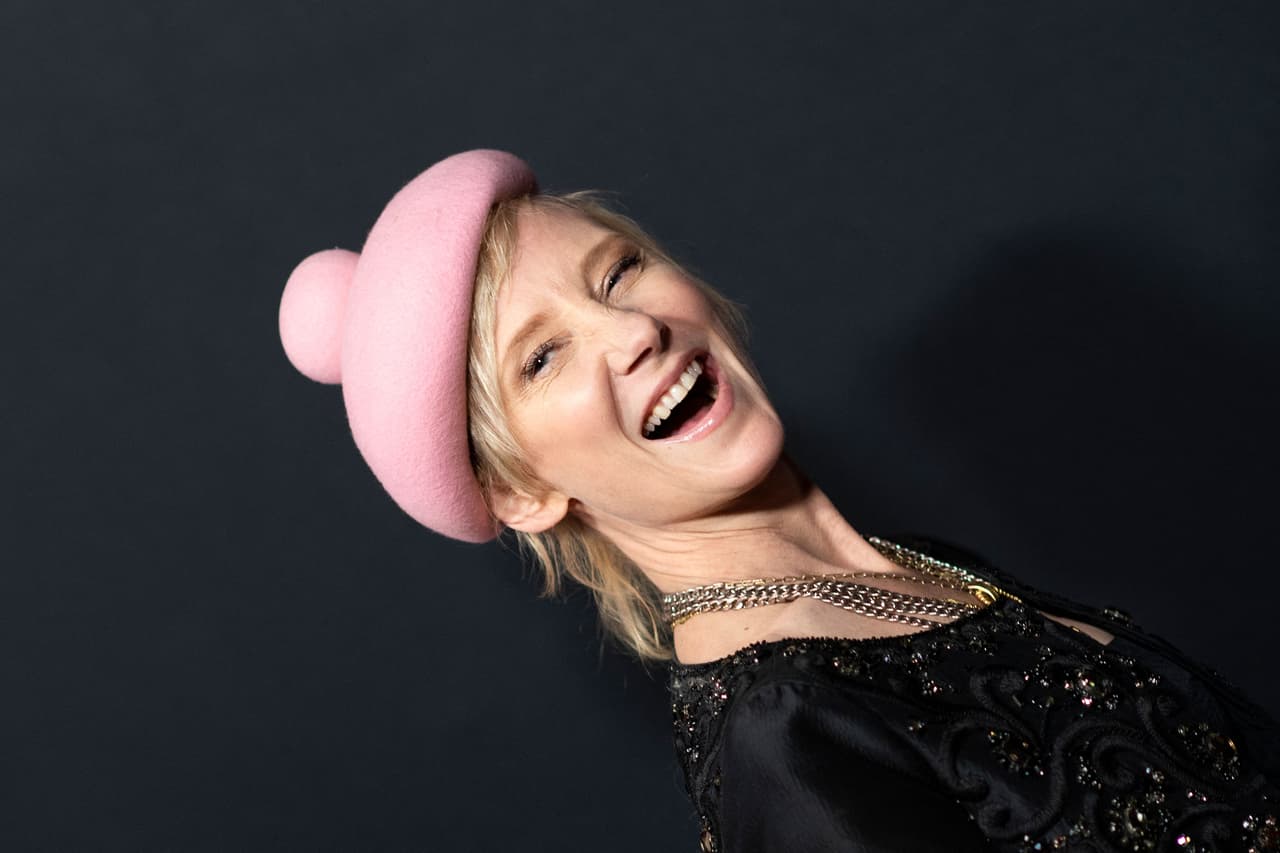 Durante años,
<b>Heche habló de sus problemas de salud mental, que condensó en un libro, <i>Call Me Crazy</i> ("Llámame loca", en inglés),</b> publicado en 2003, después de ingresar en un centro de rehabilitación.