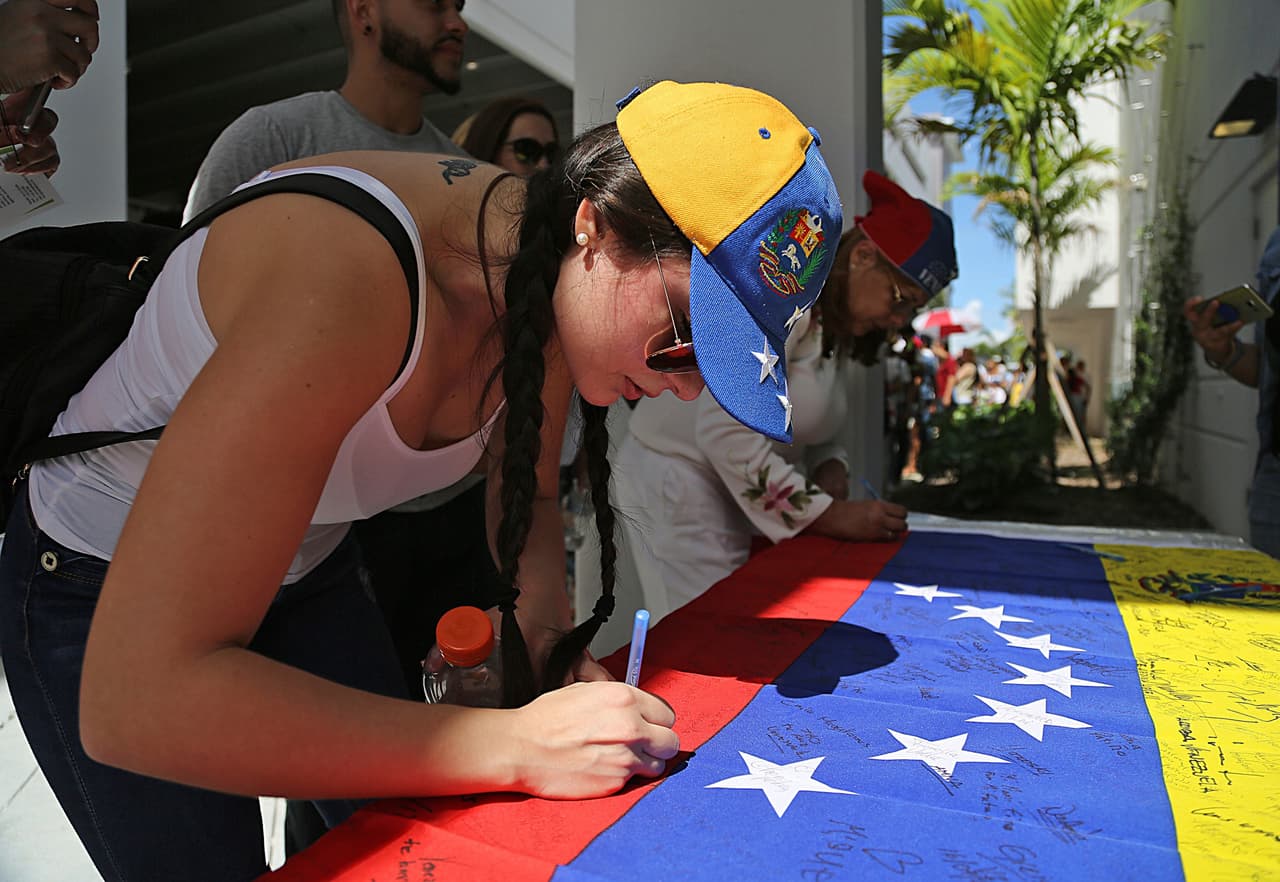 Miami le pide a Donald Trump TPS para los venezolanos en EEUU