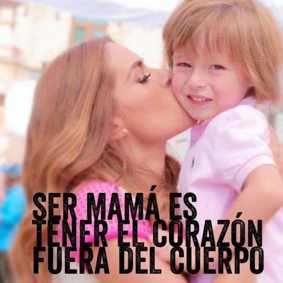 Derrocha amor en su rol de mamá.