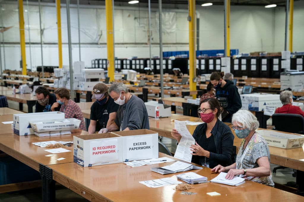 Un millón de votos por correo podrían perderse este año, incluso si todo sale bien, indica un estudio
