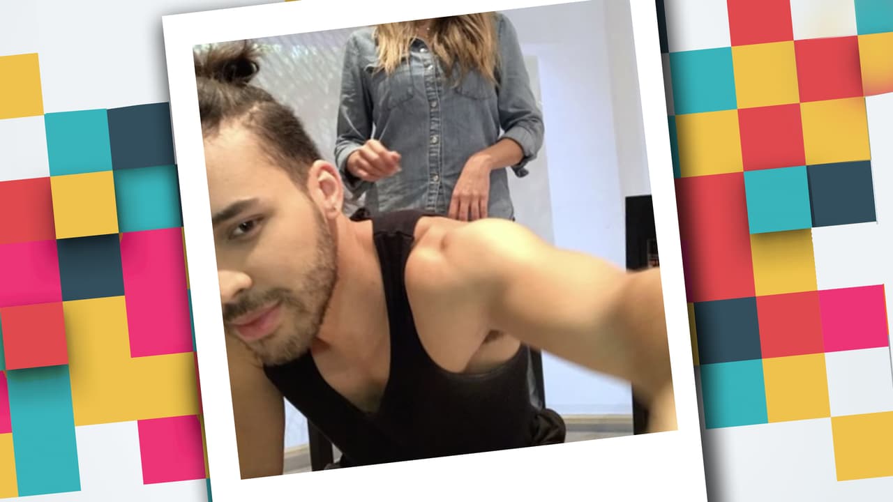 Ha confesado admirar a Michael Jackson, a Whitney Houston y a otros grandes de la música.