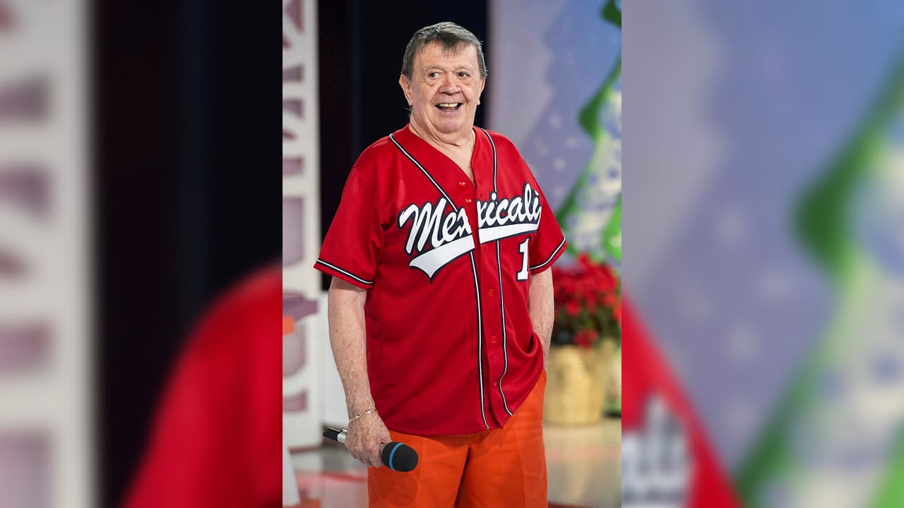 Fue cuando Chabelo cumplió 18 años que 
<b>regresó a Estados Unidos</b> para cumplir con el servicio militar en una base de San Diego, California. De hecho, estuvo a punto de ser enviado a pelear en la Guerra de Corea.