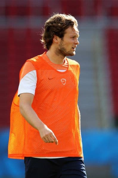 8. DALEY BLIND. Este centrocampista de Holanda vio su valor de 7.2 millones de dólares llegar hasta los 11.3 millones, que es 58.5% más.