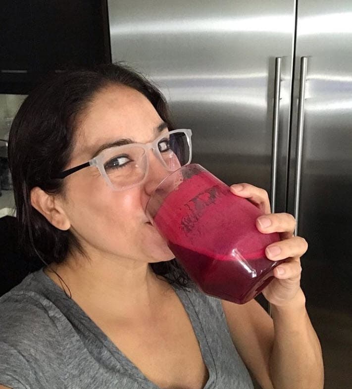 "Les digo que 
<b><a href="https://www.univision.com/shows/despierta-america/resguardados-en-casa-y-deseando-el-pronto-regreso-de-karla-y-alan-asi-vimos-la-semana-en-despierta-america-fotos" target="_blank">no pierdan la fe</a></b>, que le echen todas las ganas a su recuperación […] a sus familiares, ¡que no dejen de inyectarles su amor y esperanza!". 
<br>