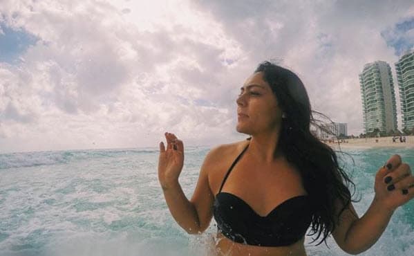 Sin embargo, la actriz se mantiene en contacto con sus seguidores a través de sus redes sociales.