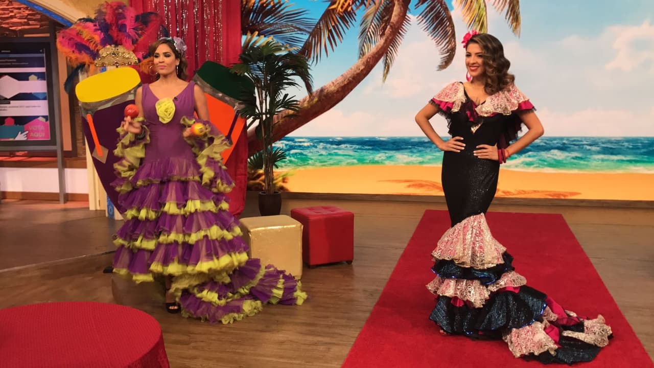 Maity Iteriano nos sorprendió con este vestido entallado hasta la rodilla y con bellos olones.